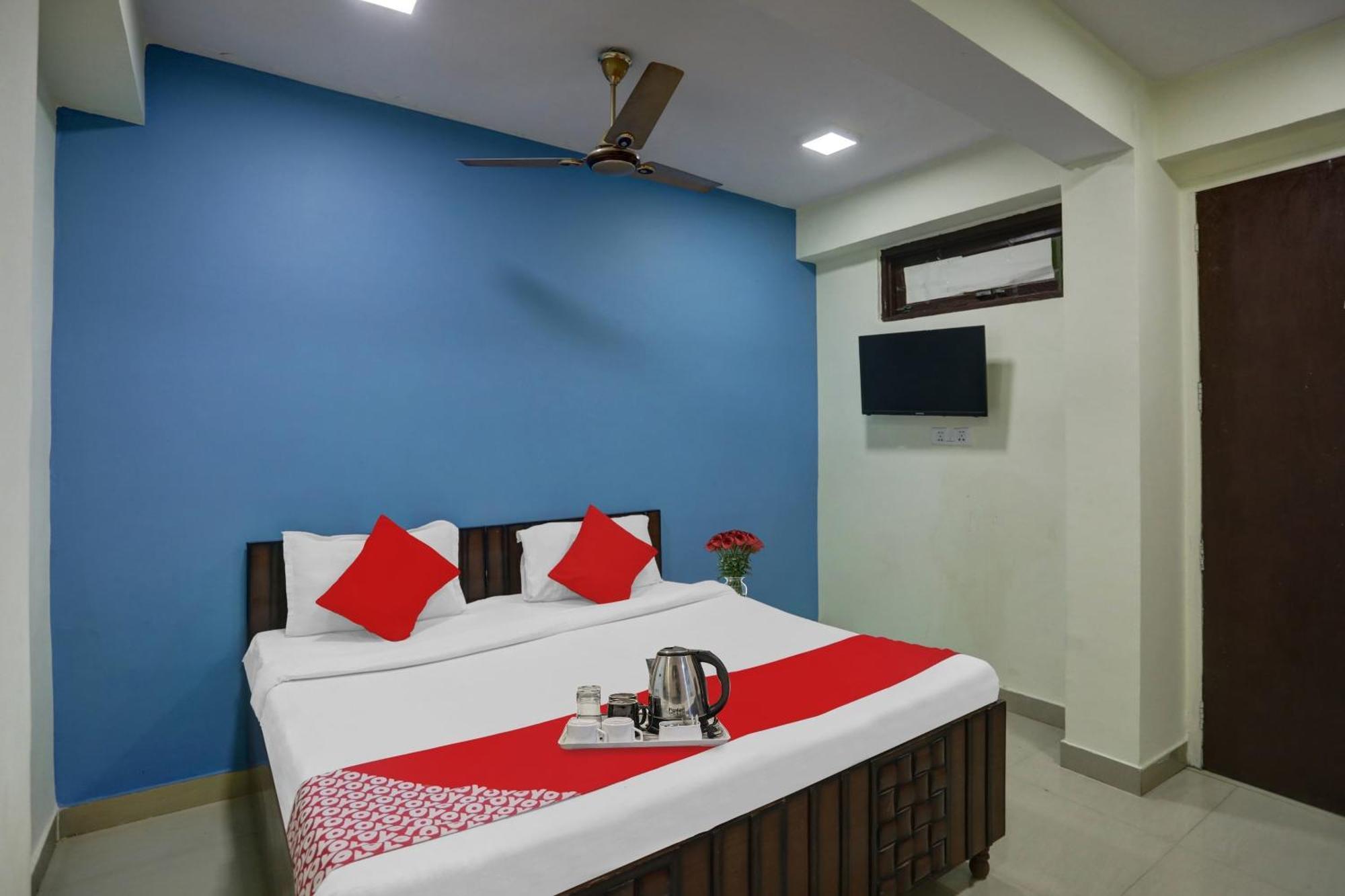 Hotel O Shyam Residency Near Lotus Temple