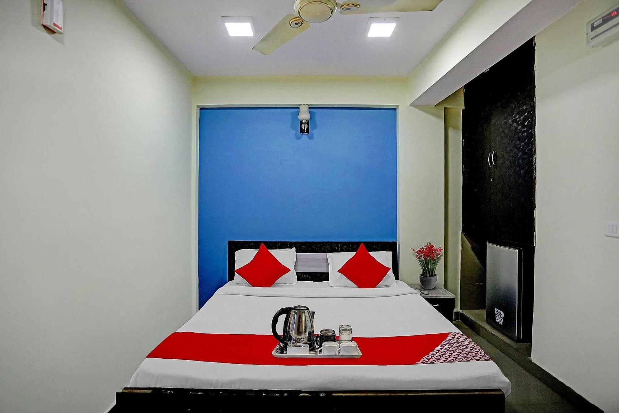 Hotel O Shyam Residency Near Lotus Temple