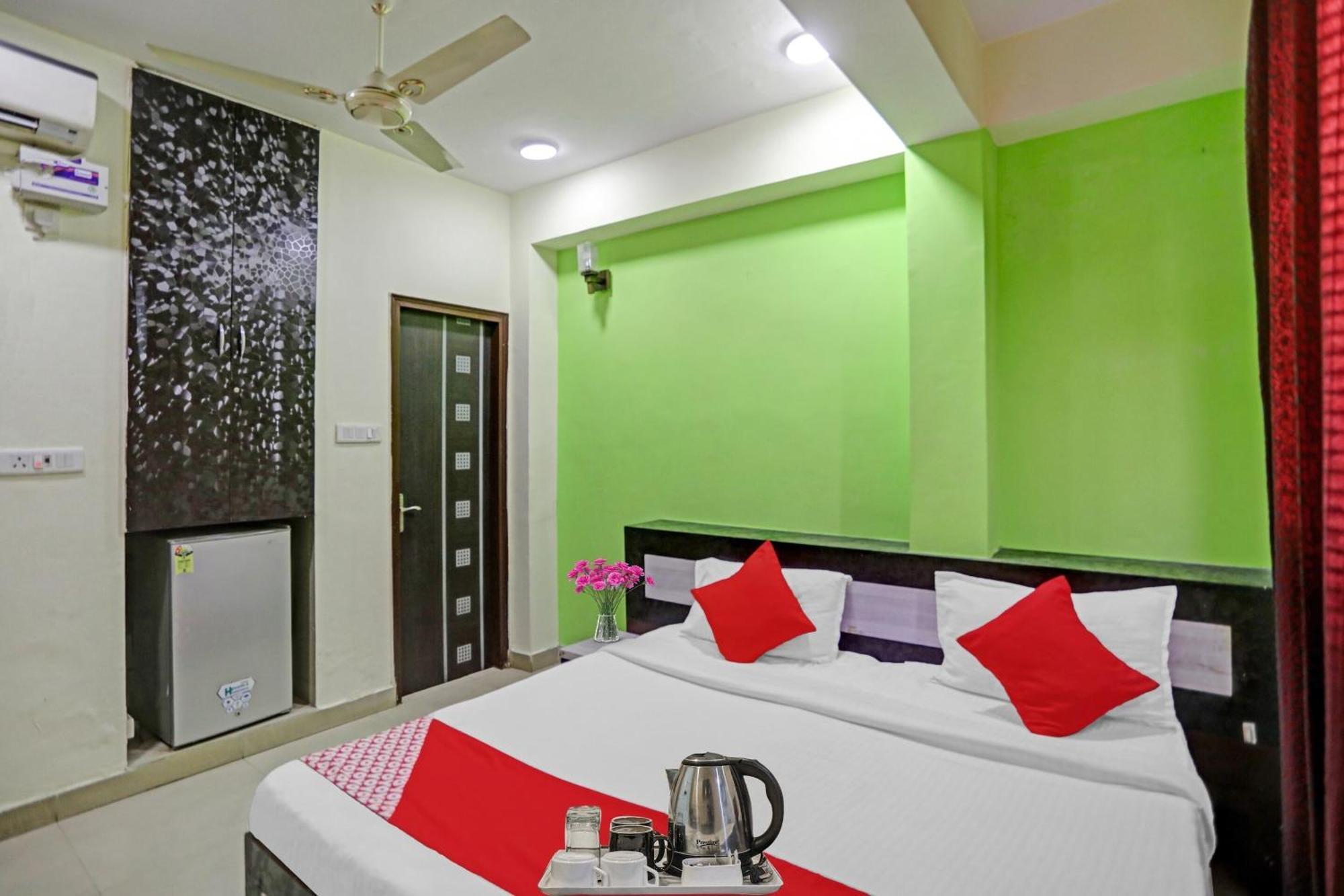 O Shyam Residency Near Lotus Temple Hotel 3*